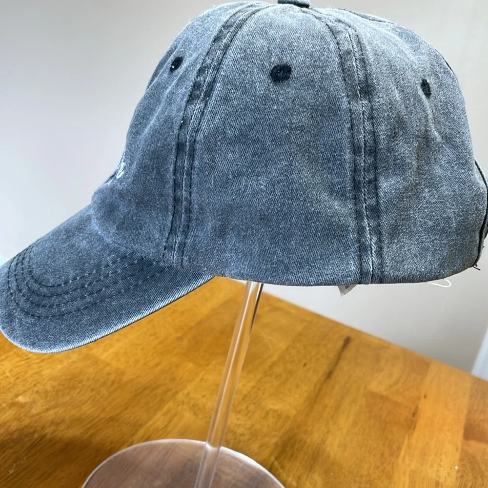 Mom Life hat - Picture 2 of 6